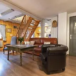 Maison En Duplex *